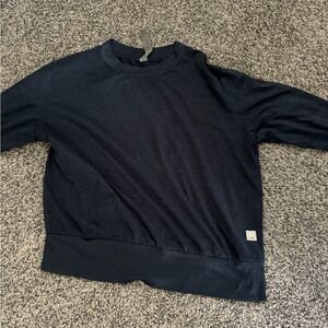 Vuori blue long sleeve athletic top